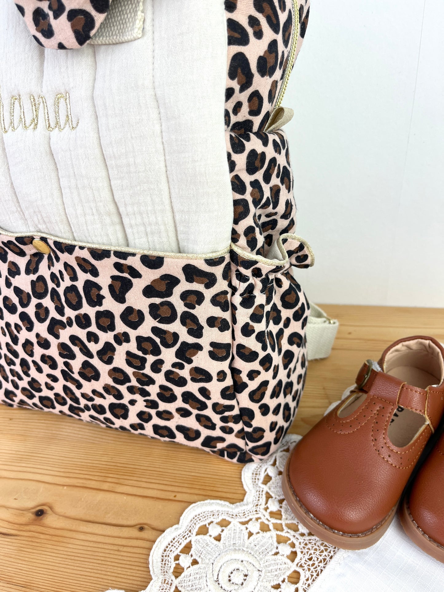 Le sac à dos enfant Ombeline gaze crème et léopard