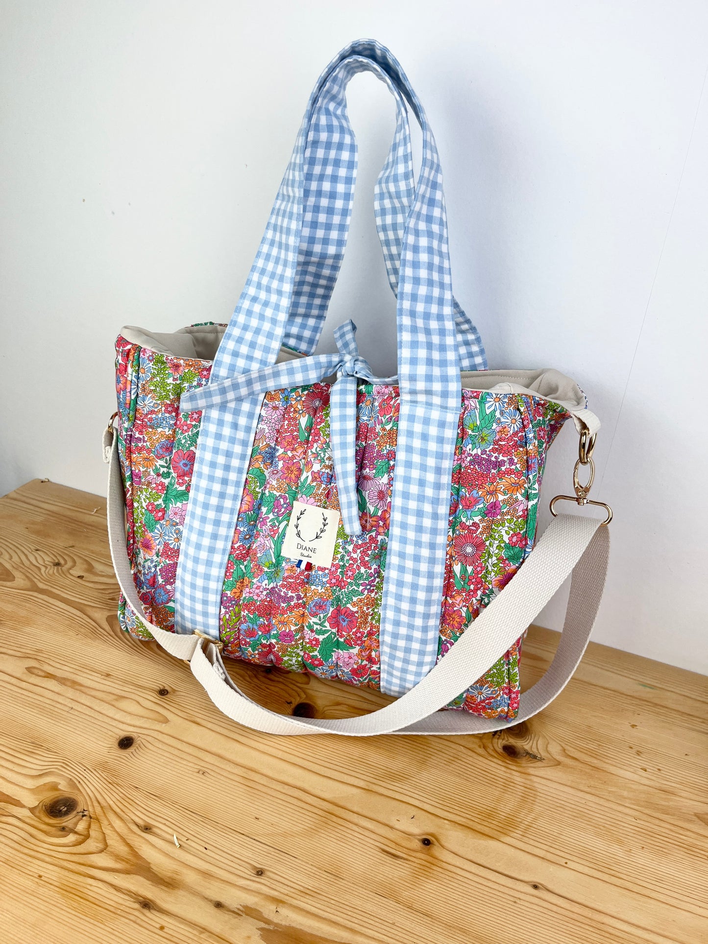 The Aurore bag is 100% customizable