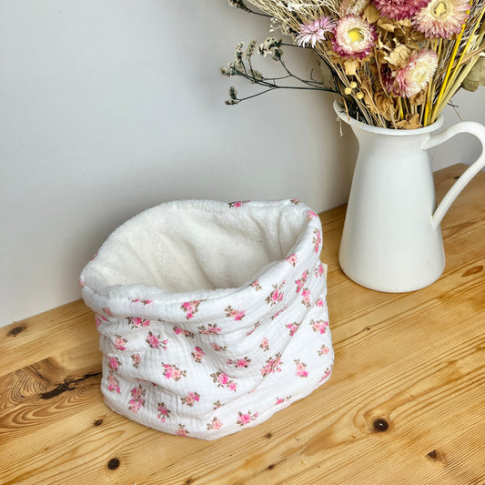 Le tour de cou enfant double gaze roses