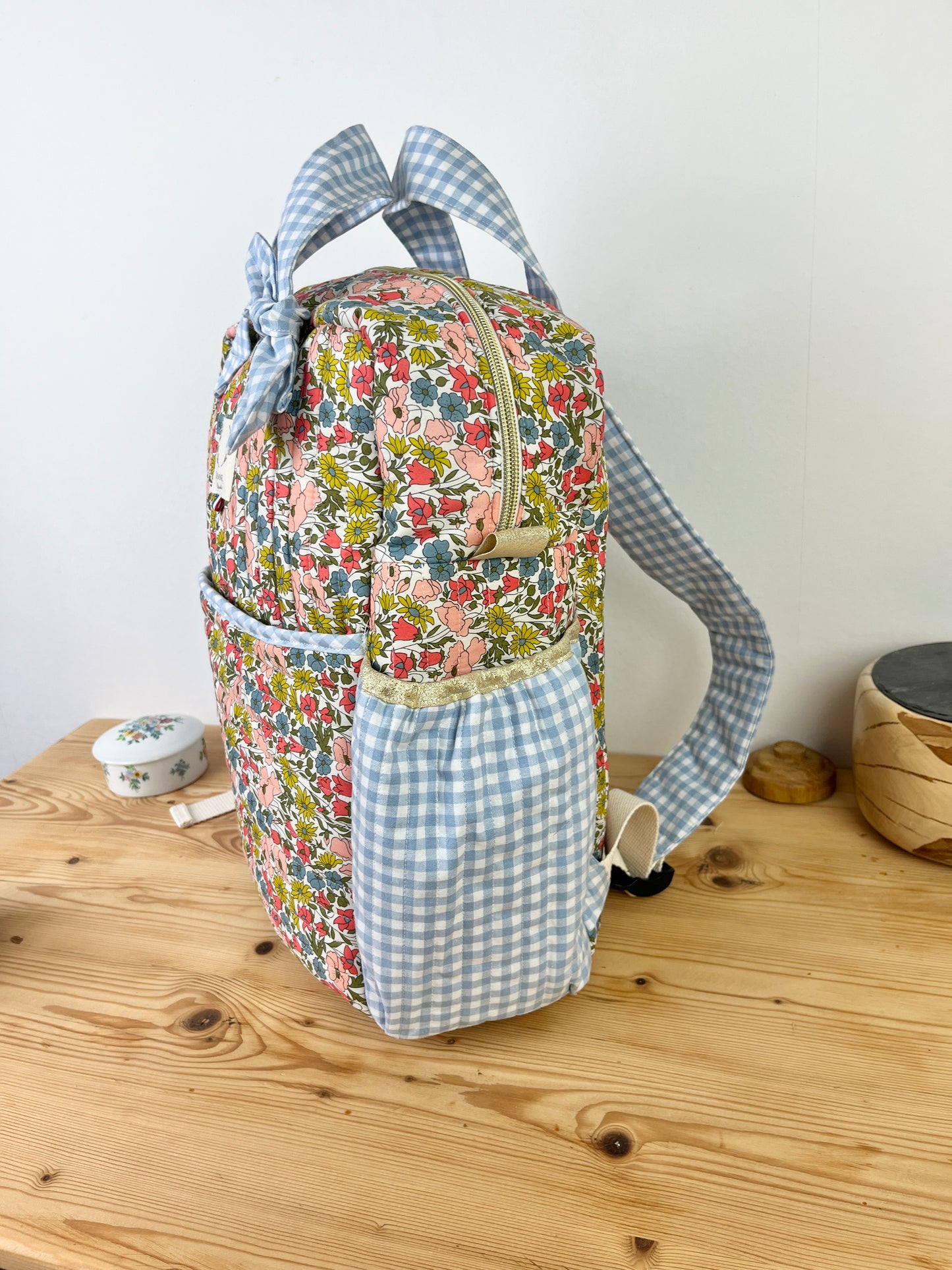 The Leo backpack for primary and secondary school
