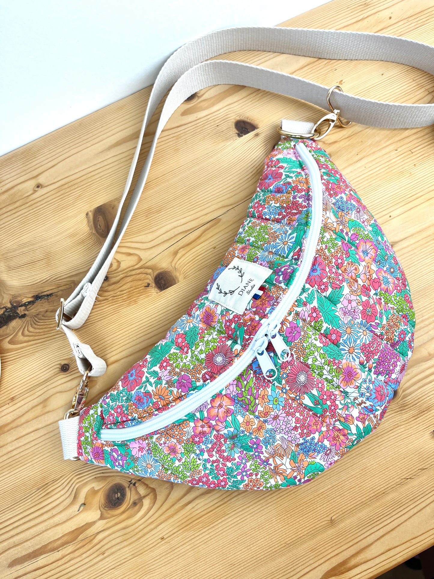 Roxane, the 100% customizable children's fanny pack