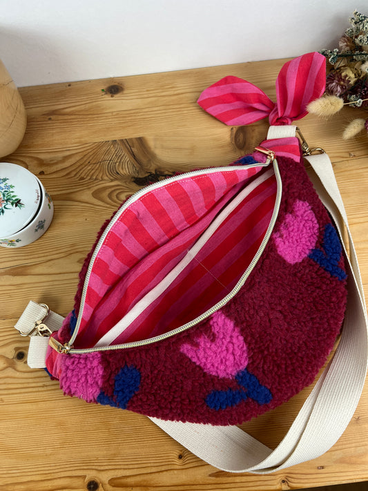 Le sac banane sherpa tulipes roses -sur commande