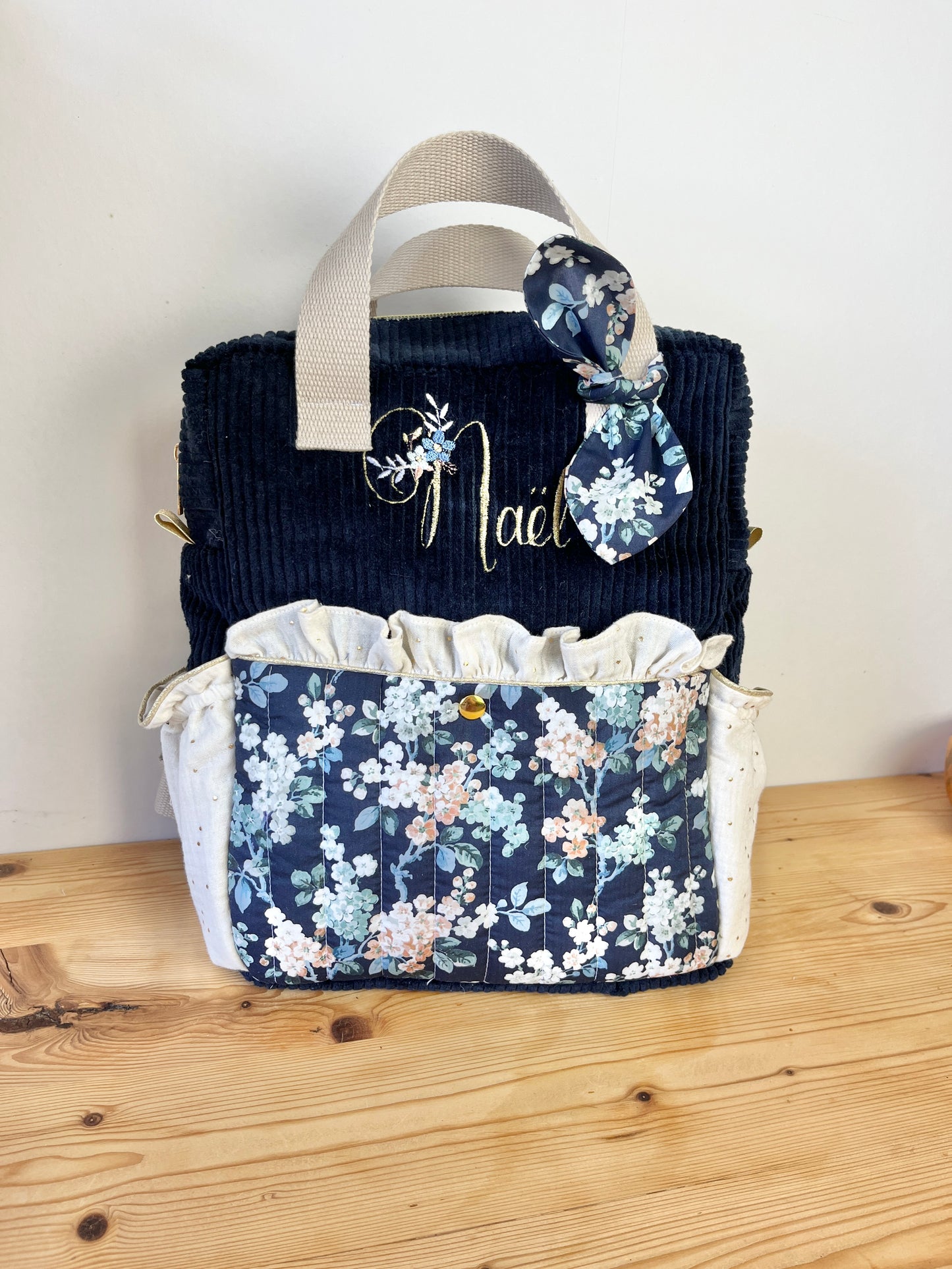 The Ombeline children's backpack is 100% customizable.