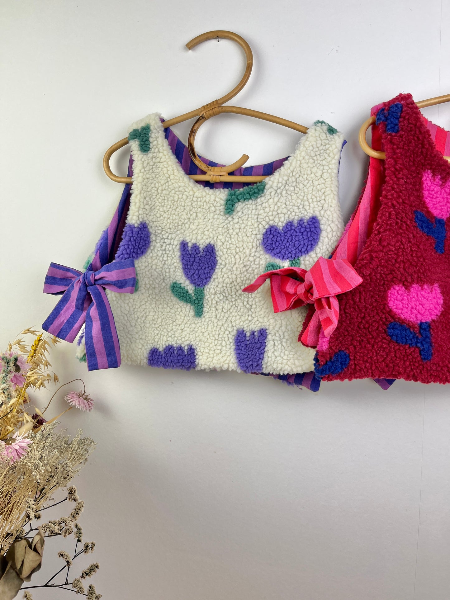 The Josephine children's sweater is 100% customizable.