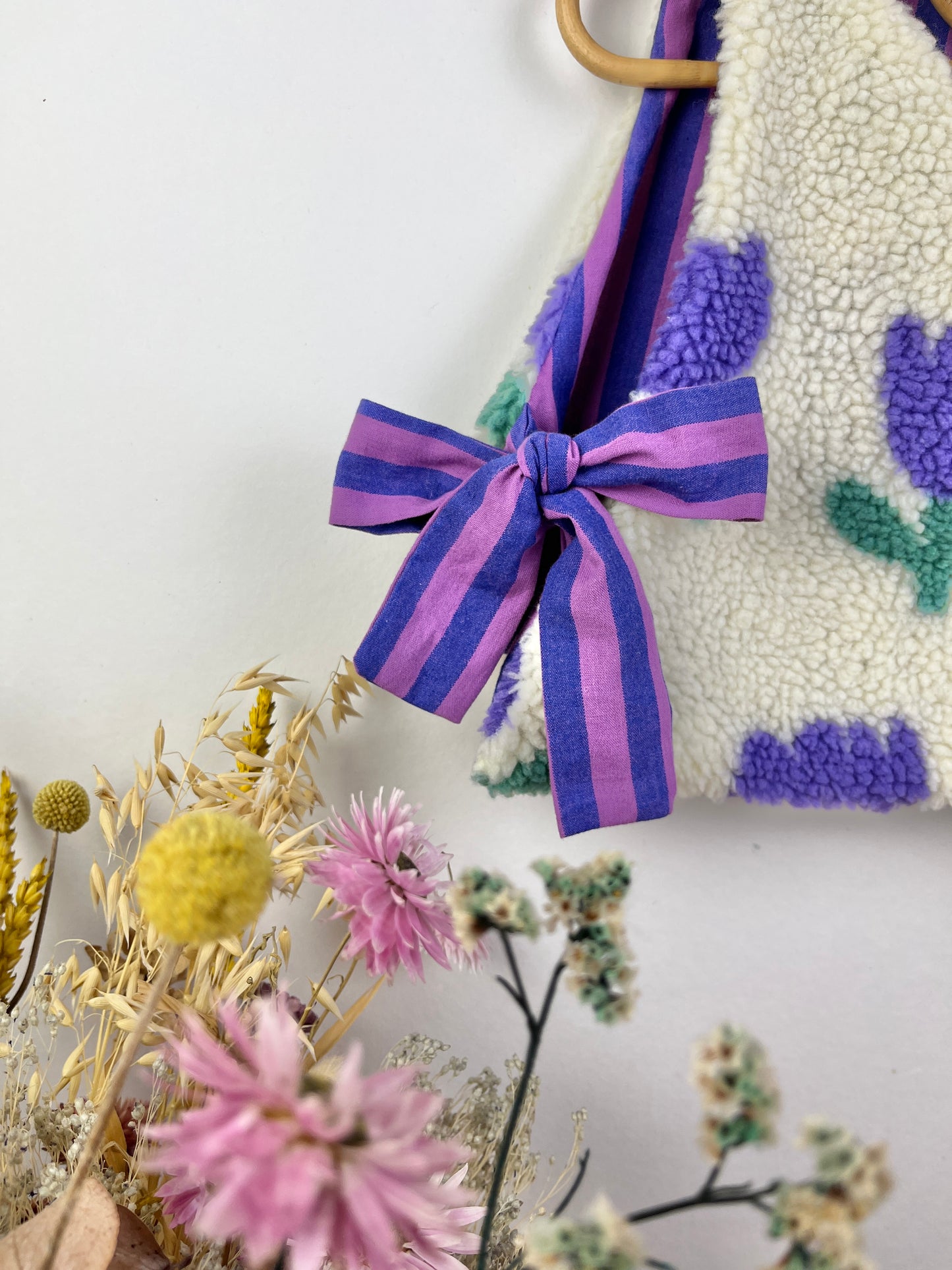 The Josephine children's sweater is 100% customizable.