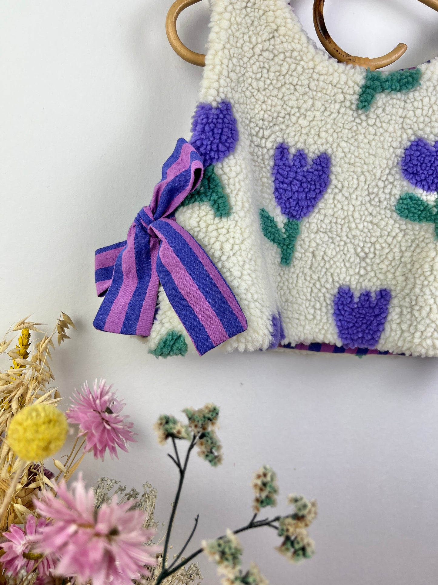 The Josephine children's sweater is 100% customizable.
