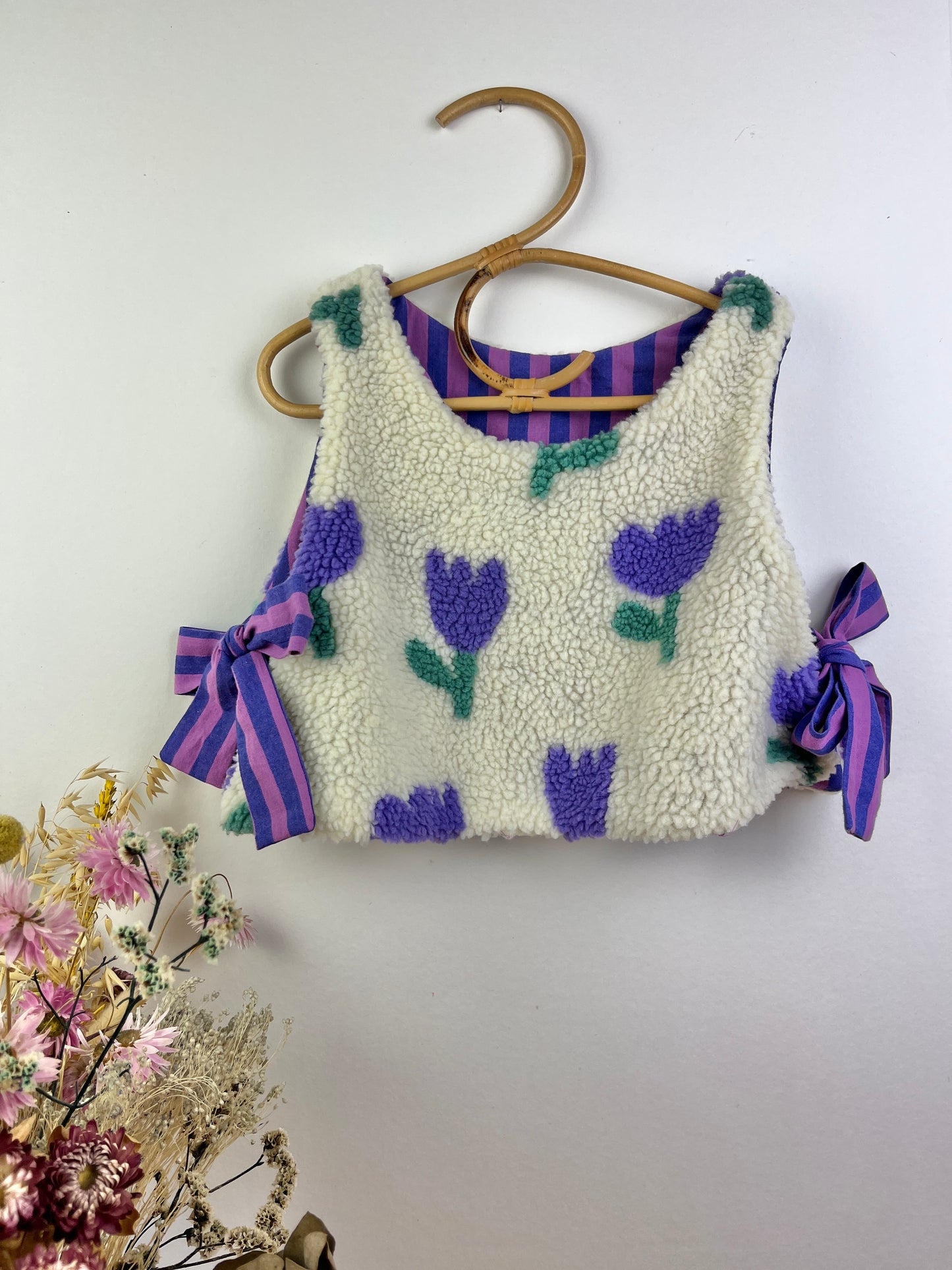 The Josephine children's sweater is 100% customizable.