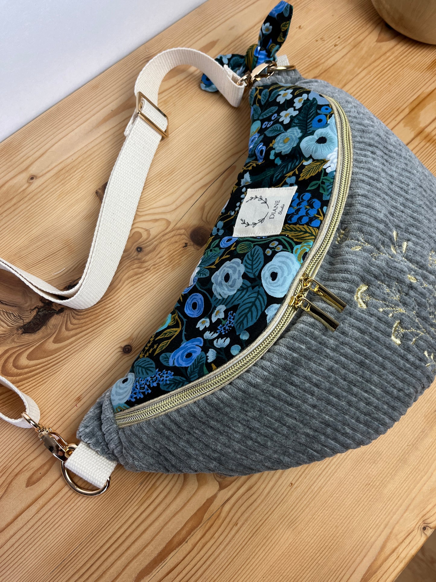 The embroidered fanny pack - made to order
