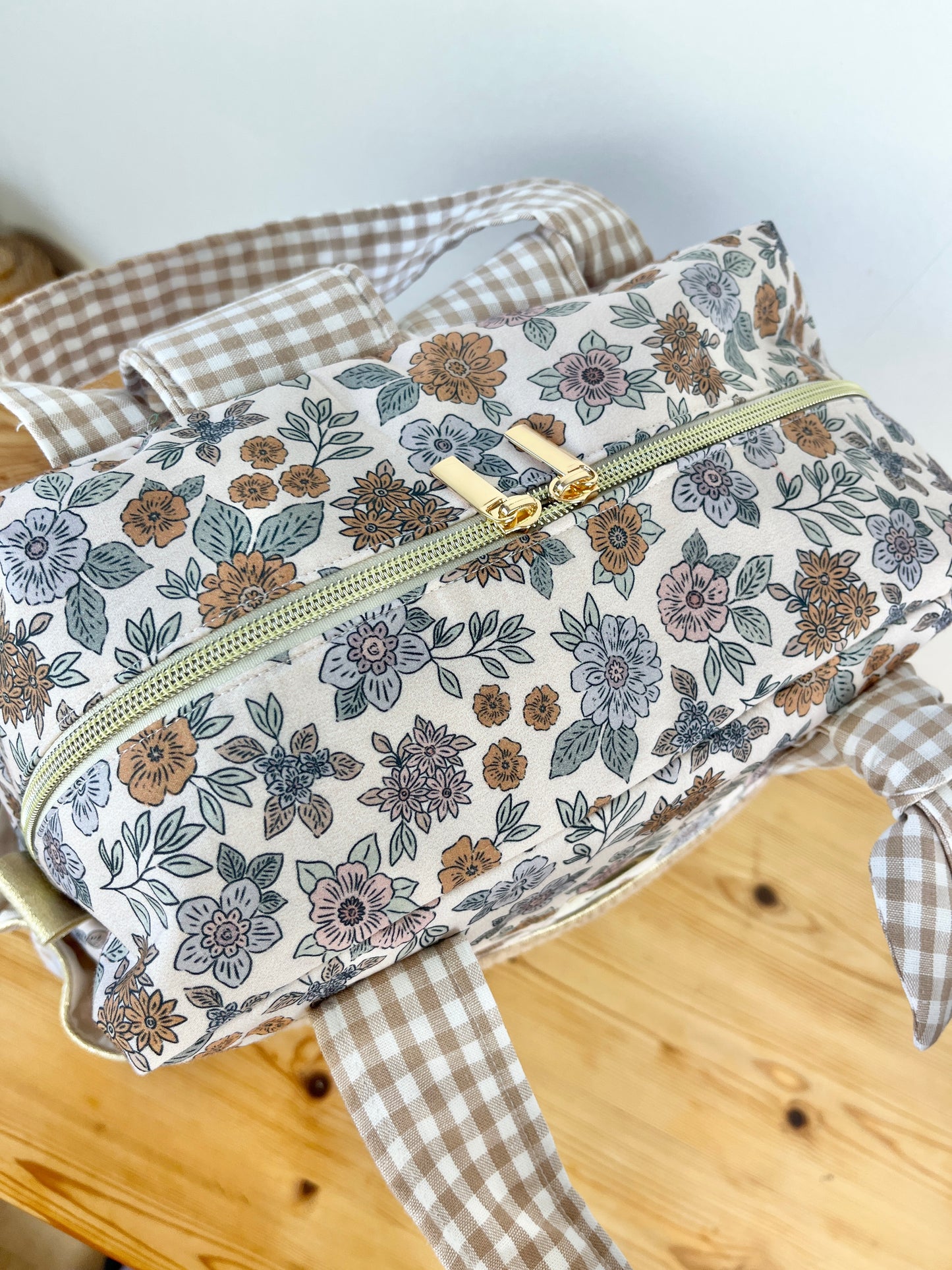 The customizable Angélique embroidered backpack