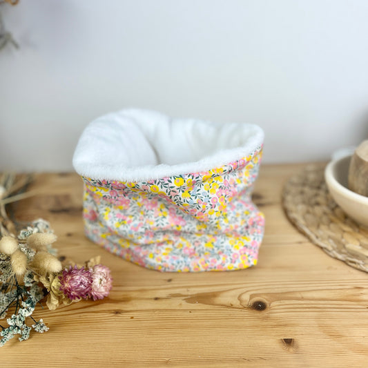 Customizable cuddly fabric neck warmer