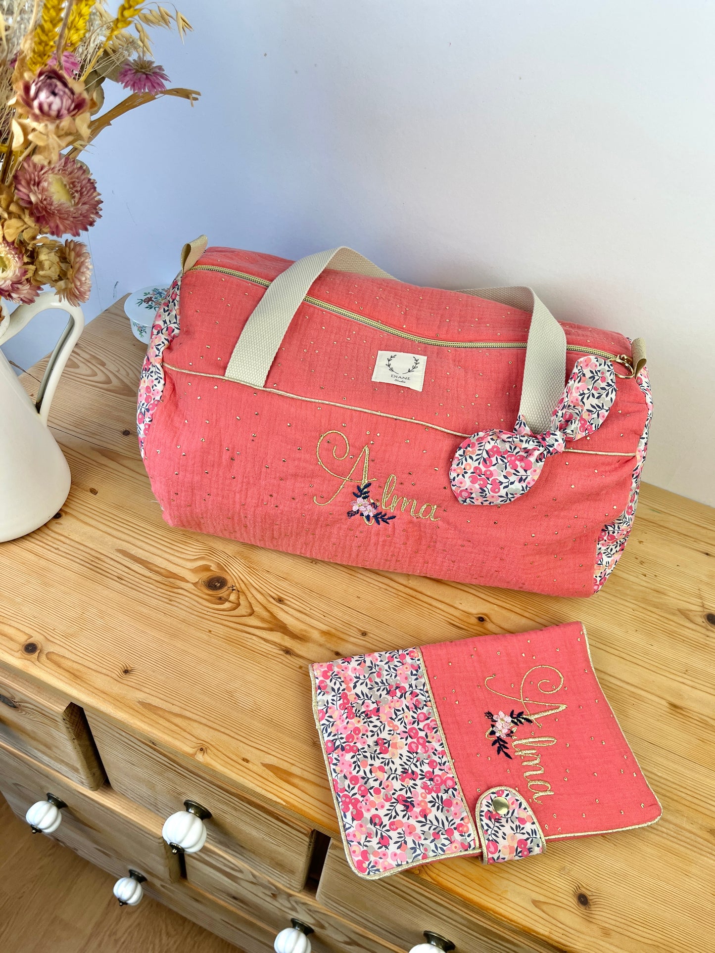 Set: duffel bag and notebook cover, 100% customizable