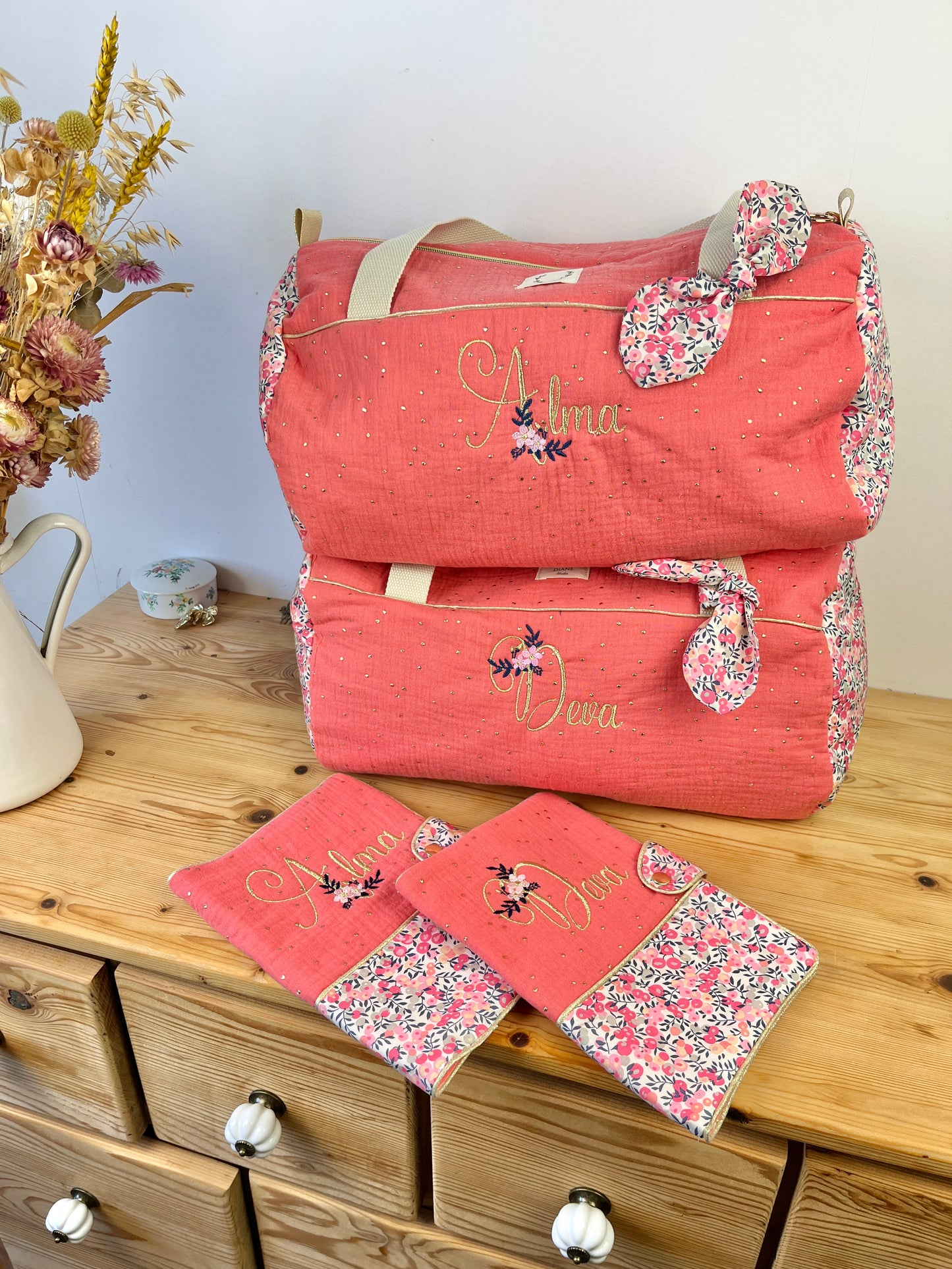 Set: duffel bag and notebook cover, 100% customizable