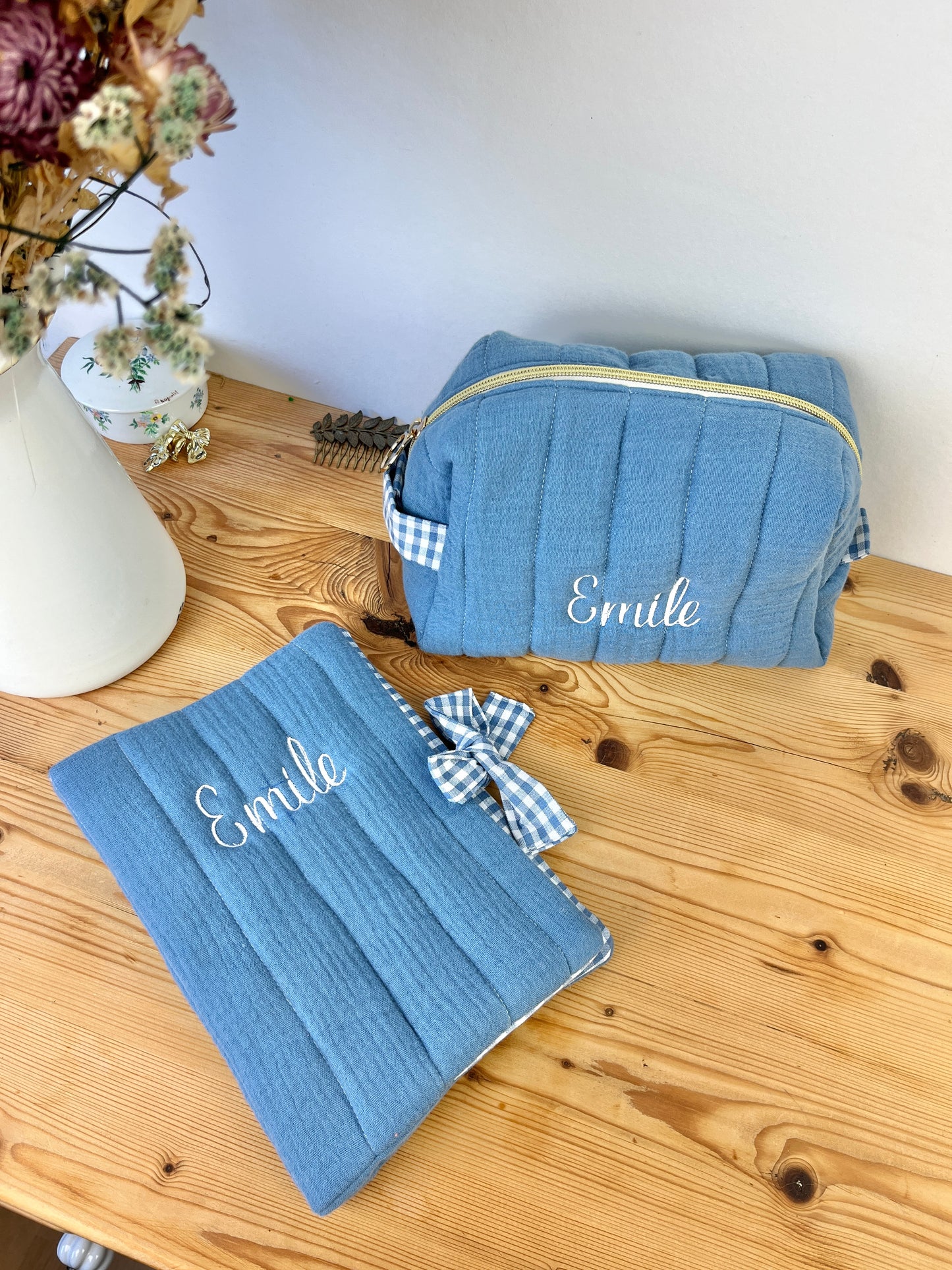 Set: toiletry bag and health record book cover 