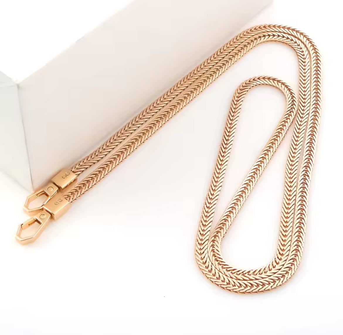 Charlotte the envelope clutch with chain, 100% customizable