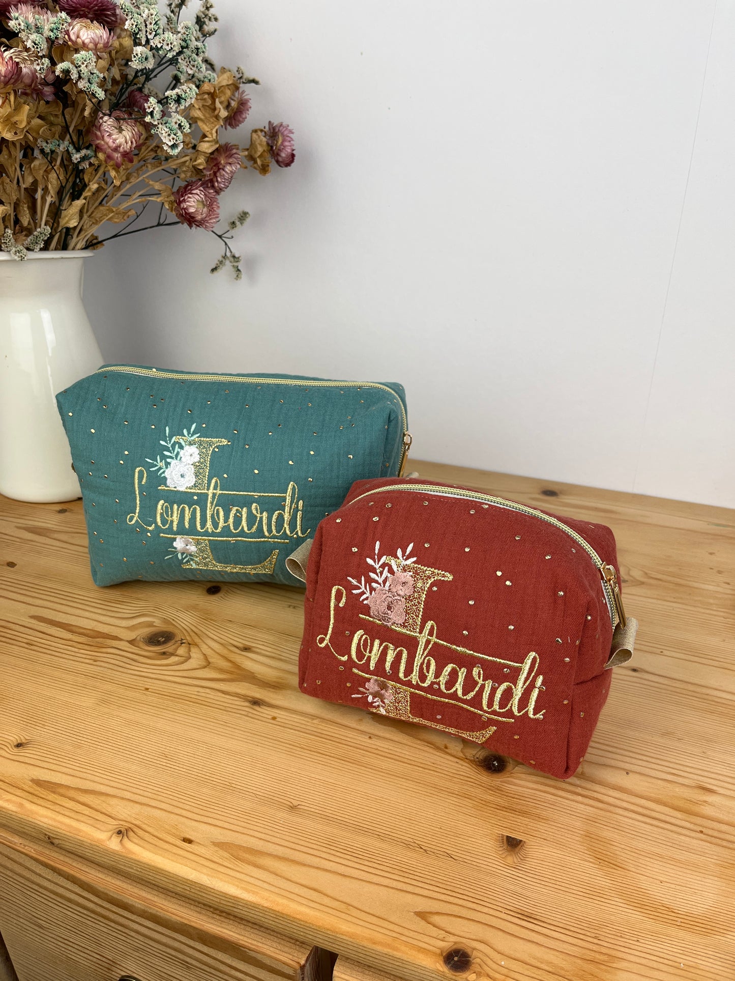 Set includes: diaper bag, toiletry bag, and beauty bag 