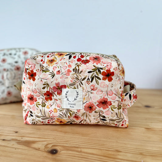 Amandine toiletry bag