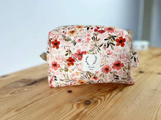 Amandine toiletry bag