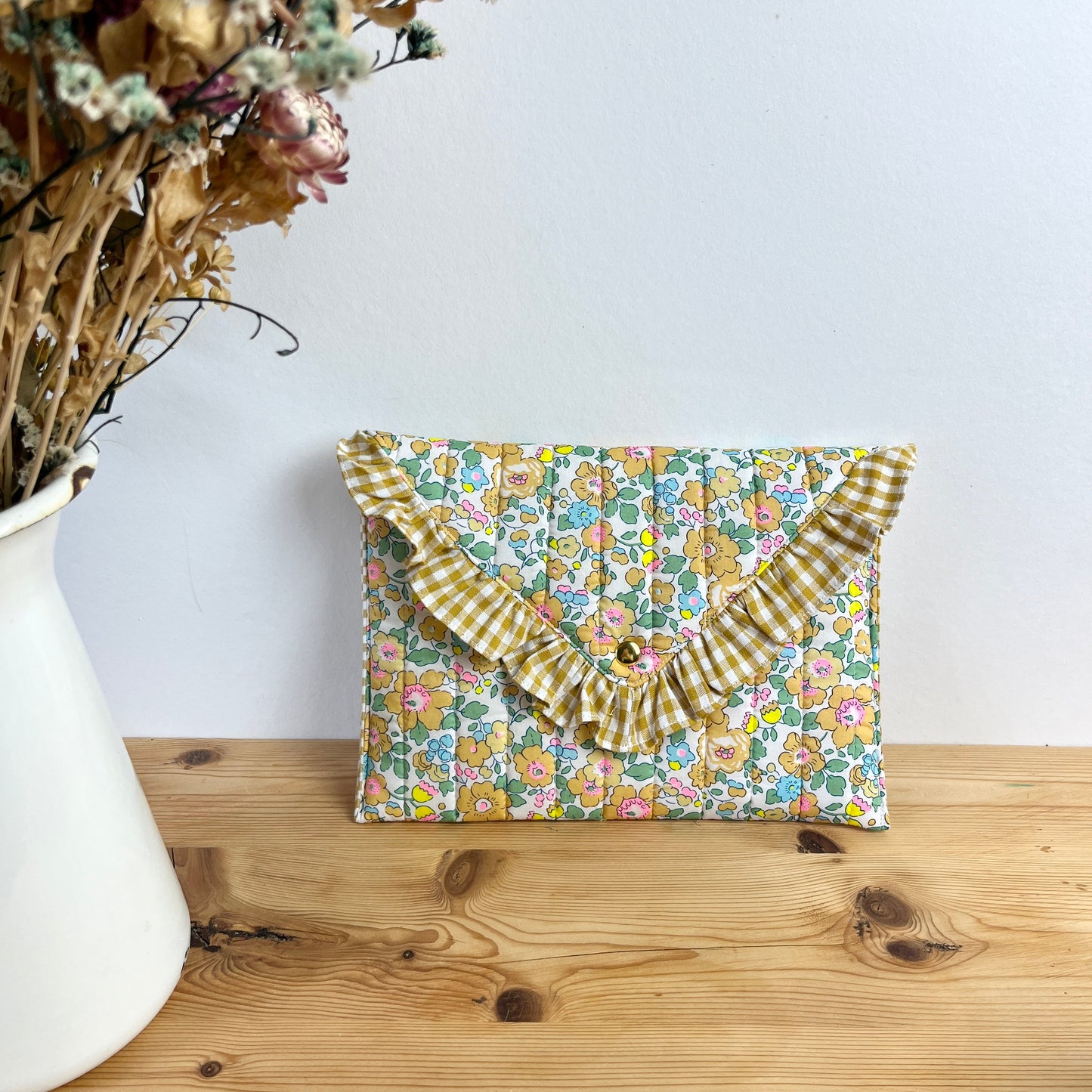 Charlotte Liberty Betsy clutch