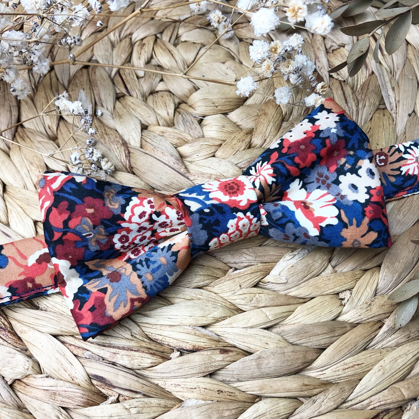 The 100% customizable bow tie