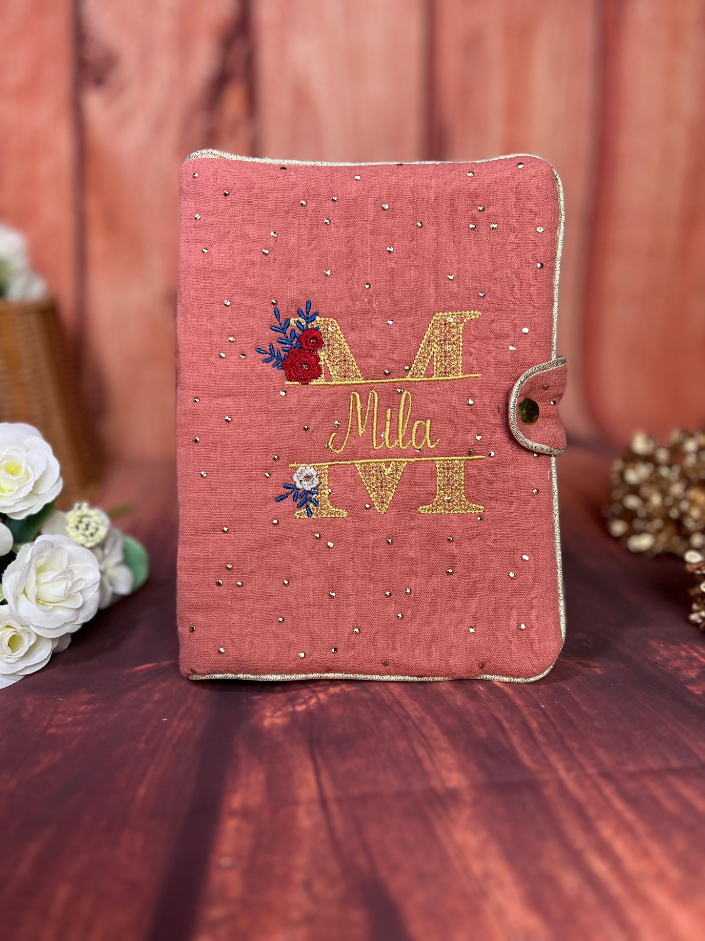Mahé the notebook cover initial flower