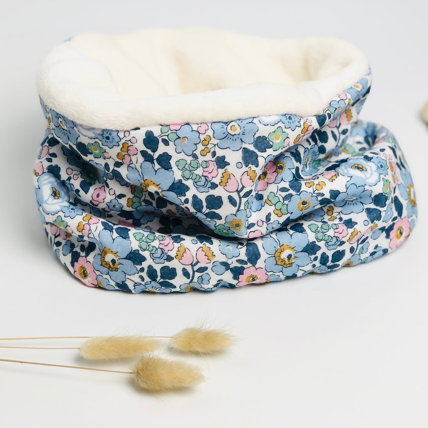 Le tour de cou en tissu doudou personnalisable