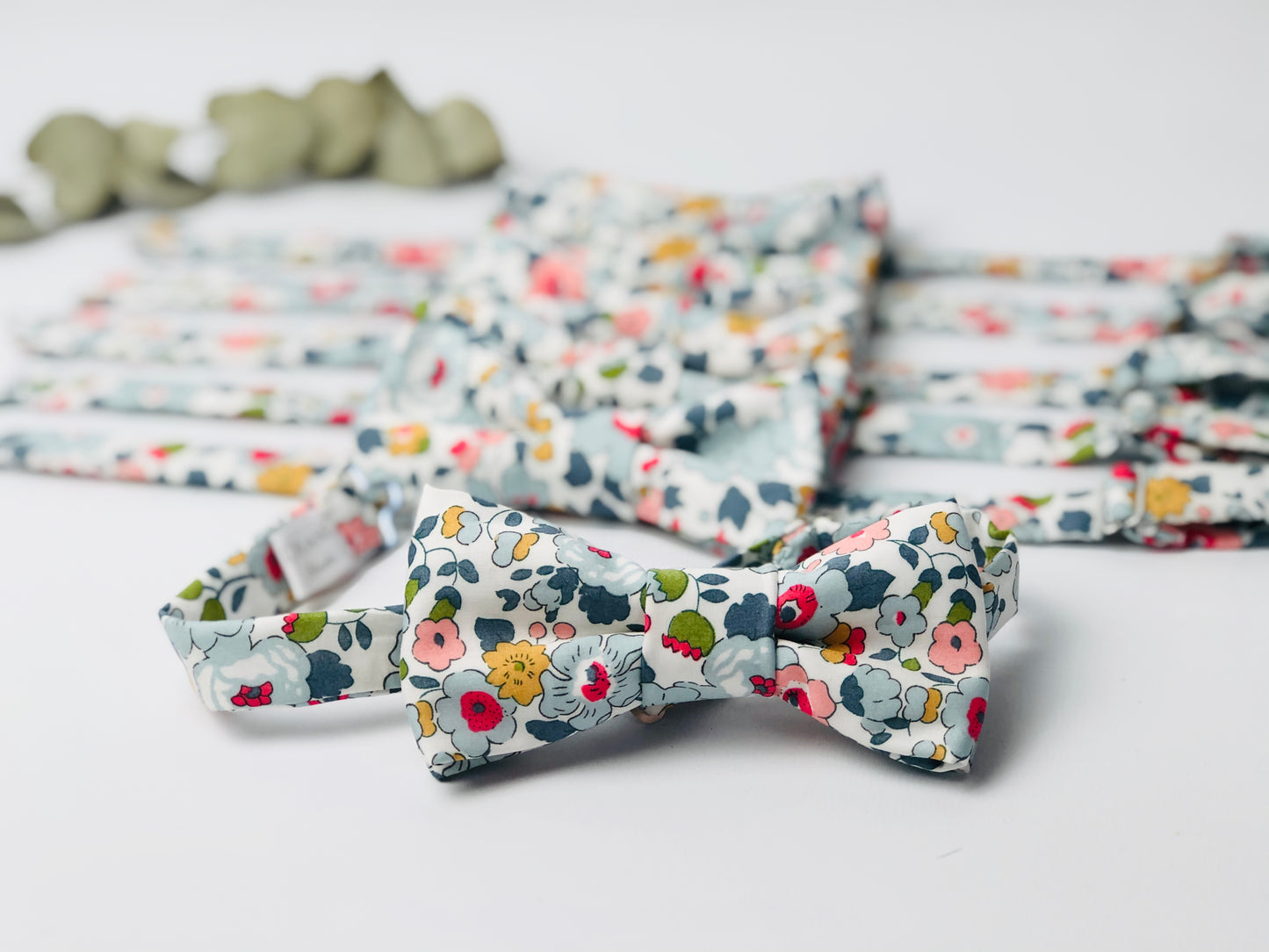 The 100% customizable bow tie