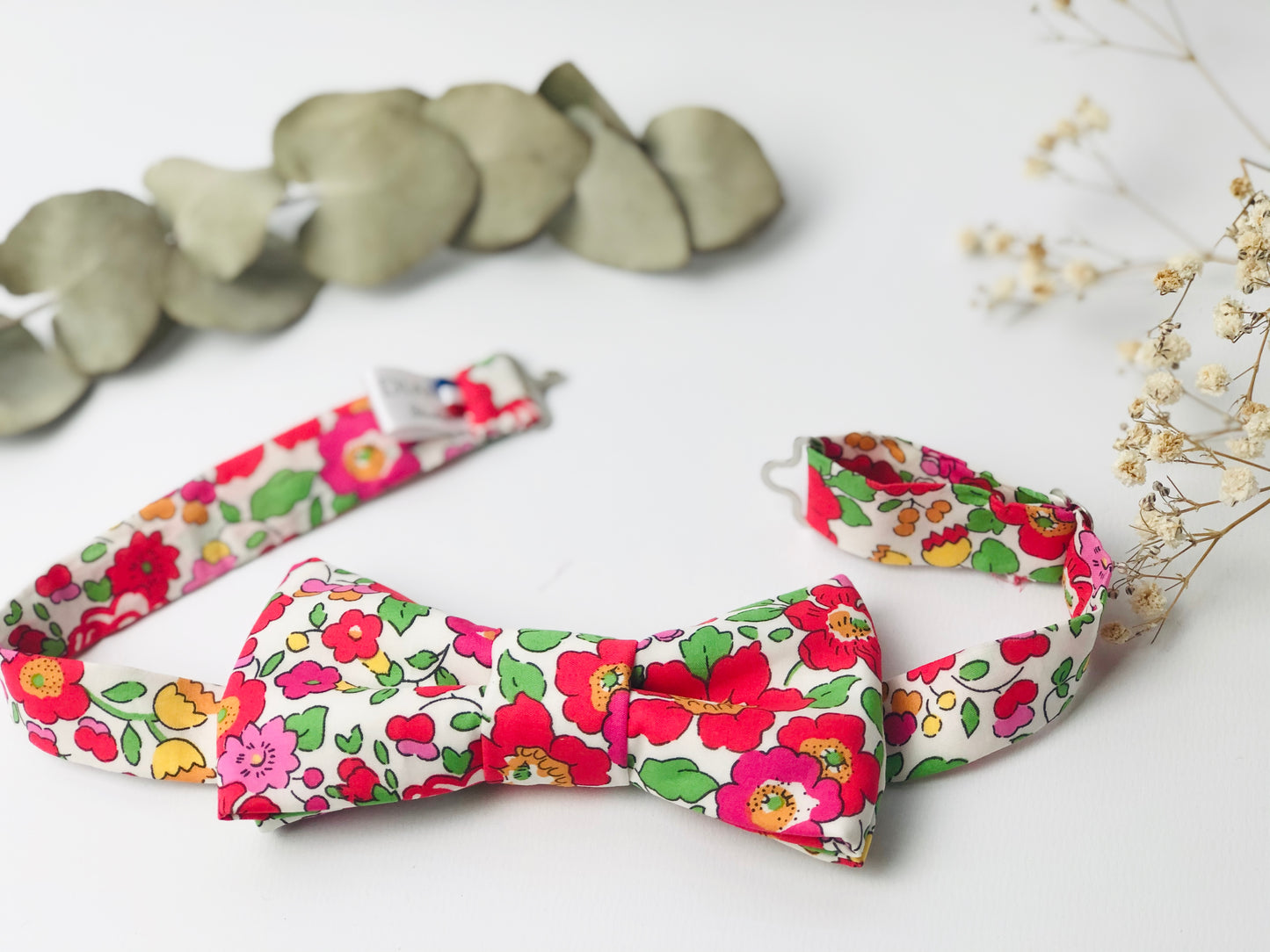 The 100% customizable bow tie