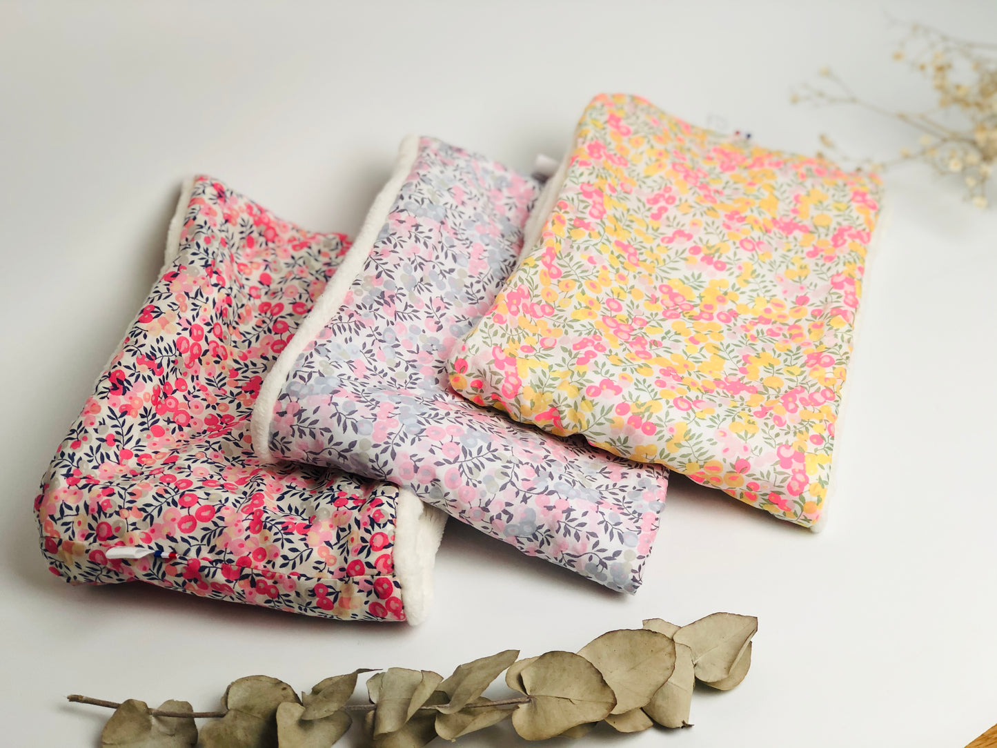 Le tour de cou en tissu doudou personnalisable