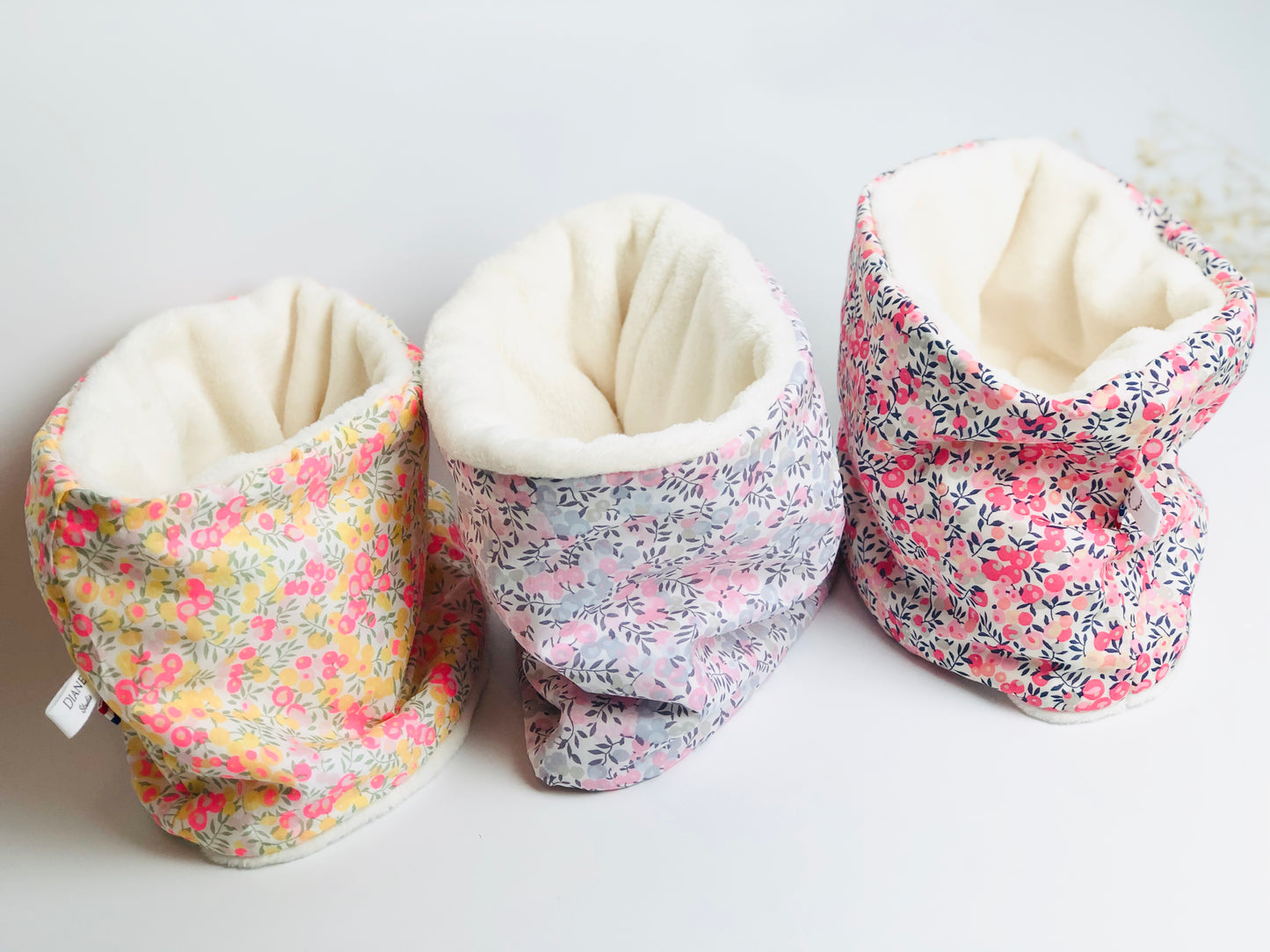 Le tour de cou en tissu doudou personnalisable
