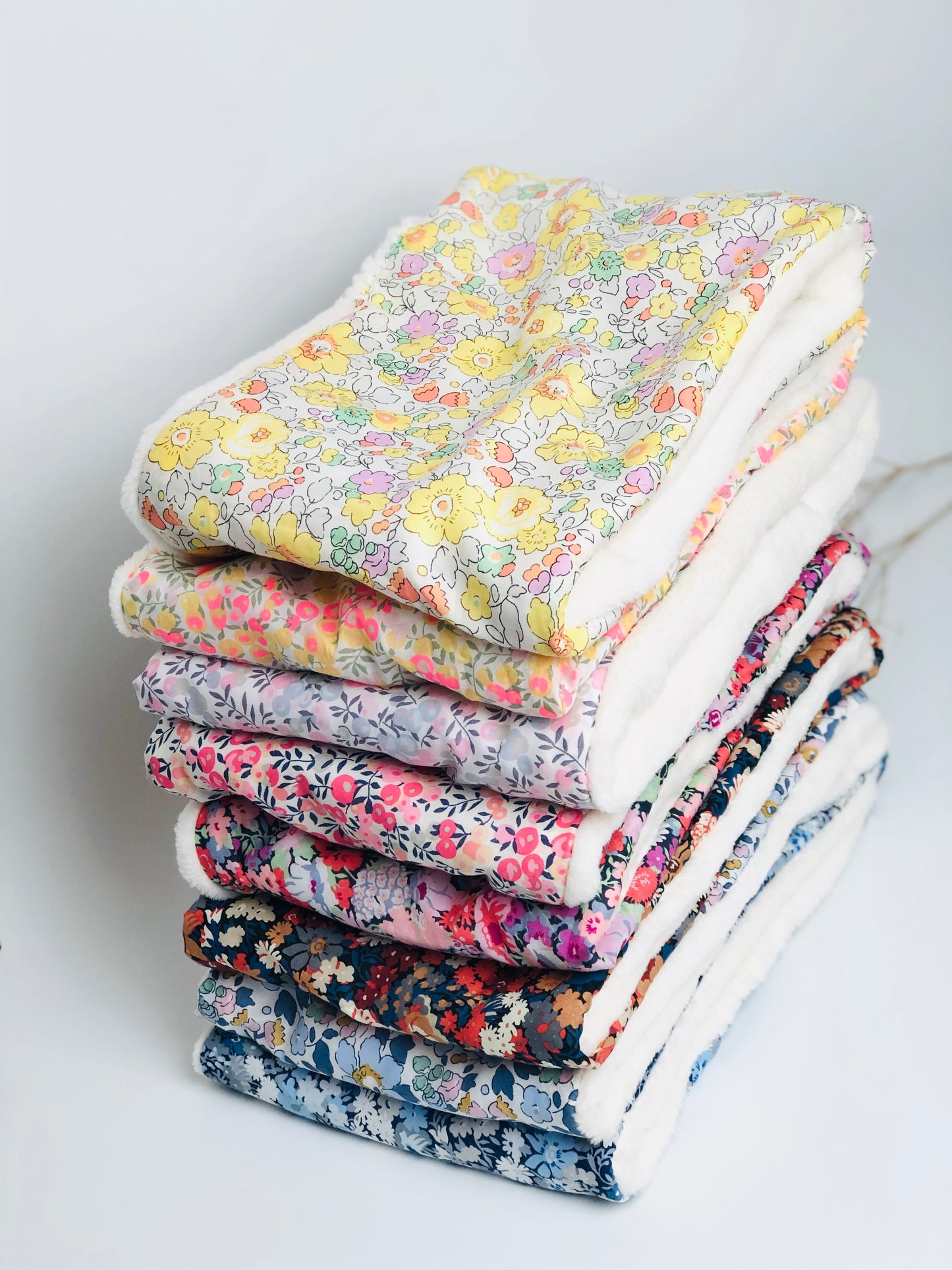 Le tour de cou en tissu doudou personnalisable